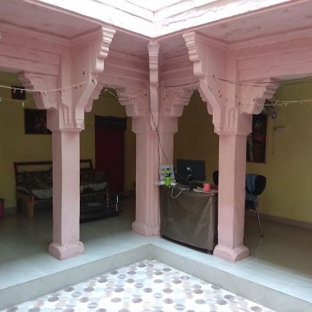 Radha Krishna Home Varanasi Ngoại thất bức ảnh