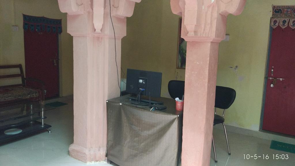Radha Krishna Home Varanasi Ngoại thất bức ảnh