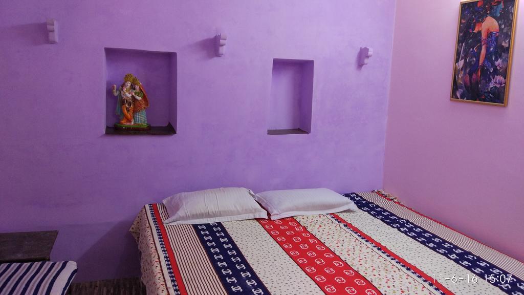 Radha Krishna Home Varanasi Ngoại thất bức ảnh