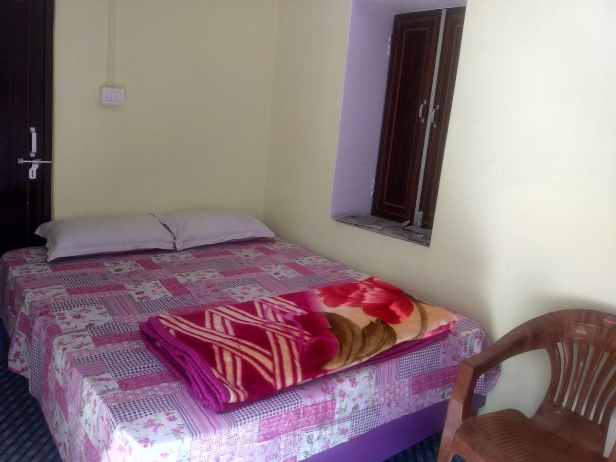 Radha Krishna Home Varanasi Ngoại thất bức ảnh